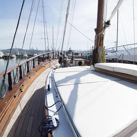 Sailing 5 Terre