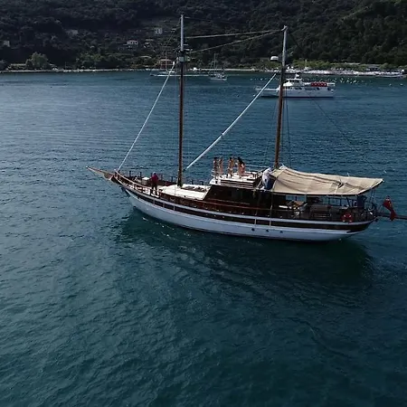 船屋 Sailing 5 Terre